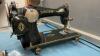 1938 ANTQUE SINGER SEWING MACHINE & ACCESSORIES - 7