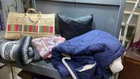 BOX + BAG W/BLANKETS + TOSS PILLOW, NICE BAG