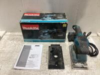 MAKITA FINISHING SANDER