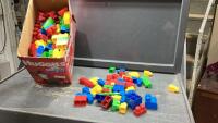 BOX OF MEGA BLOCKS