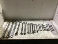 (19) ASSORTED WRENCHES & (4) RATCHET WRENCHES 1/4 TO 1-5/16