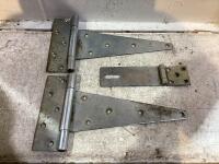 (3) HINGES