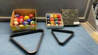 REGULAR & TABLETOP BILLIARDS BALLS & RACKS