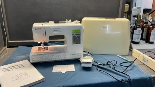 JANOME 4100 QDC COMPUTERIZED SEWING MACHINE - QUILTING /DECOR