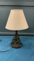SMALL TABLE LAMP W/ METAL BASE