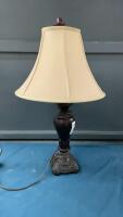 TABLE LAMP W/ RESIN BASE