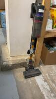 HOMPANY RECHAREGEABLE BAGLESS STICK VACUUM