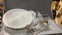 PENDANT LIGHT FIXTURE