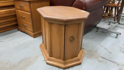 END TABLE W/ STORAGE