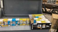 BOX OF ASSORTED LUMINUS LED LIGHT BULBX