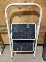 METAL FOLDABLE STOOL TWO-STEP