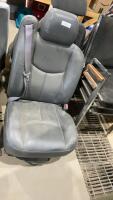 TRUCK SEAT