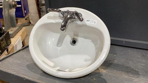 METAL VANITY SINK WITH TAPS