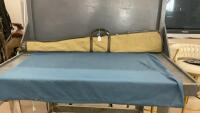LIGHTLY PADDED VINYL GUN CASE