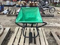 FOLDABLE WHEELBARROW