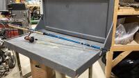 FISHING ROD W/FISH MASTER REEL