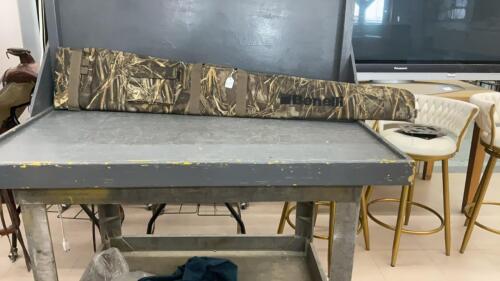 NEW BENELLI CAMO SOFT SIDED PADDED FLOATING GUN CASE