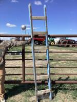WOODEN LADDER 6FT