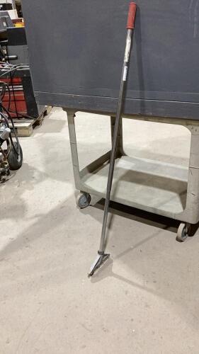 FLOOR SCRAPER