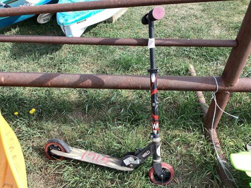 WRLD SCOOTER