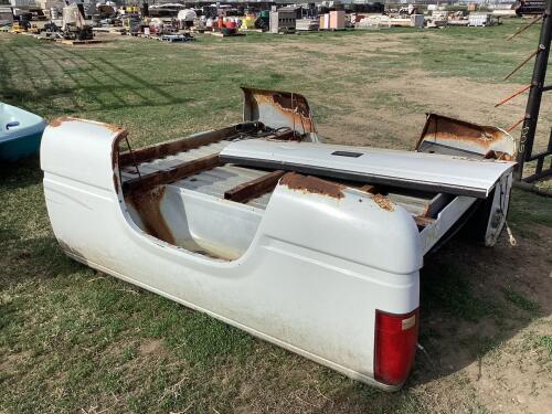 GMC SIERRA TRUCK BOX
