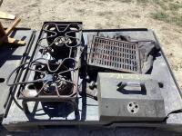 PALLET W/ PROPANE GRILL/STOVE