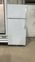 KENMORE FRIDGE/FREEZER