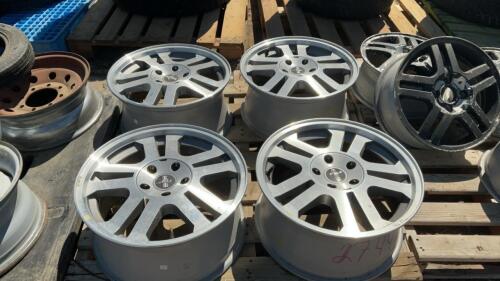 (4) 1996 MUSTANG RIMS - 5 BOLT PATTERN