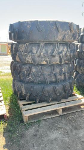 4 PIVOT TIRES - 11R22.5