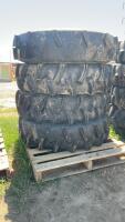 4 PIVOT TIRES - 11R22.5