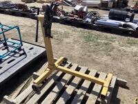 ENGINE STAND