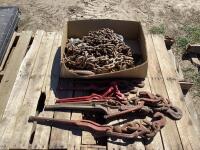 PALLET OF LOAD BINDERS & CHAIN HOOKS