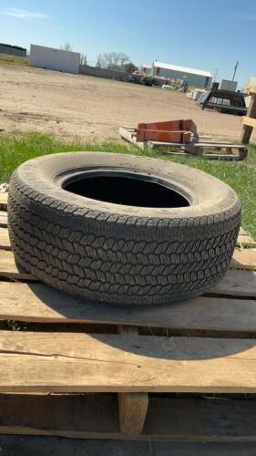 Daytona Radial Tire - P245/60R15