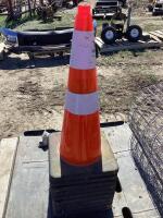(10) TRAFFIC SAFETY CONES