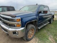 2016 Chevrolet 2500 HD 4 x 4,,Z71 Off Road w/ B&W ball hitch