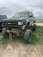 1993 Chevrolet Tahoe, mud truck - project piece