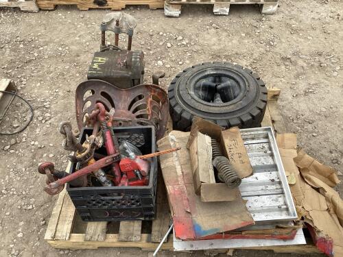 PALLET OF MISCELLANEOUS W/ TIRE, SEAT, SPRINGS & BENCH VISE