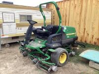 JOHN DEERE E-CUT HYBRID 8000 REEL MOWER