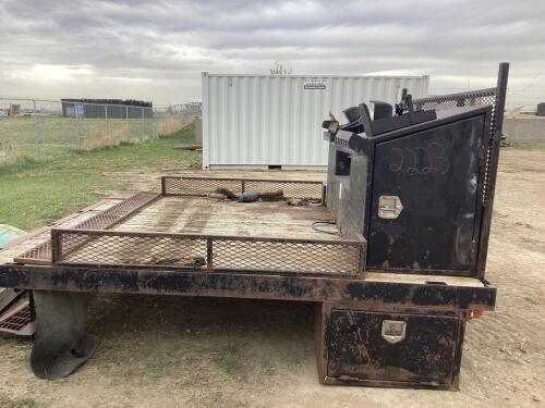 TRUNK FLAT DECK W/ FUEL OIL DIESEL TANK