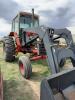 International 1086 diesel tractor with Leon loader - 4