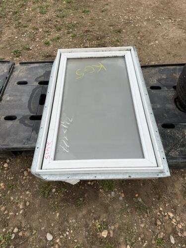 Thermal pain window