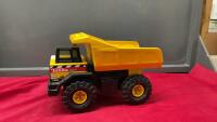 TONKA DUMP TRUCK