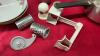 BOX OF MISC KITCHEN ITEMS - SIEVES, GLASS MIXING BOWLS, IMMERSION BLENDER, THERMOS - 4