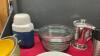 BOX OF MISC KITCHEN ITEMS - SIEVES, GLASS MIXING BOWLS, IMMERSION BLENDER, THERMOS - 5
