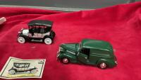 (2) SMALL DIE CAST VEHICLES - 1935 CHEVY SEDAN DELIVERY & 1915 CHEVY 5 PASSENGER BABY GRAND
