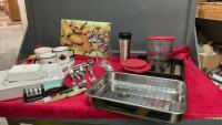 KITCHEN ASSORTMENT