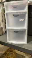 STERILITE 3-DRAWER PLASTIC STORAGE UNIT