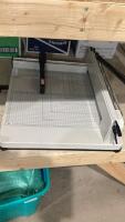 LARGE &ldquo;TOOL BOX&rdquo; PAPER CUTTER