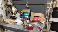 BOX OF ASSORTED CHRISTMAS DECOR ITEMS