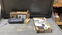 (2)BOXES - FIDGIT SPINNERS + PAPER SHREDDER